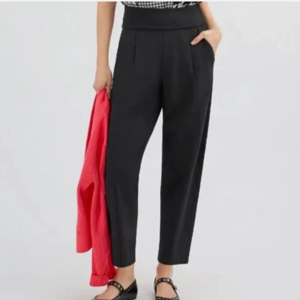 NWT CAbi 4695 Chilling Pant Women's Medium Black Stretch High Waist Minimalist
